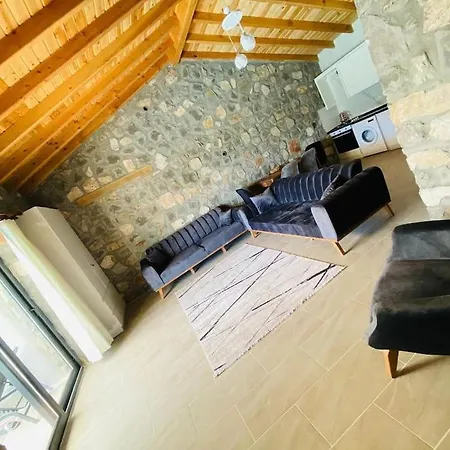 Ali 2 Apartament *