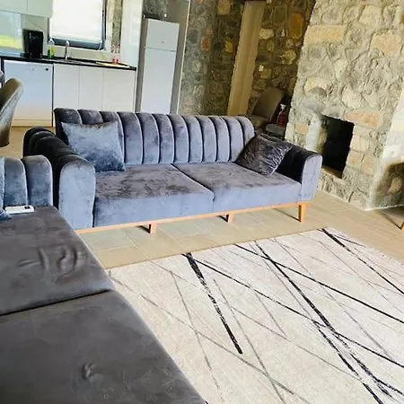 Apartament Ali 2 *